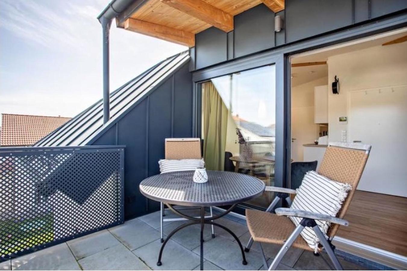 Terralpin Apartments - Charmante Dg Wohnung Mit Balkon 브룩뮐 외부 사진